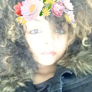 Meet your Posher, Amber